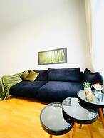 Bright 2BR Apartment Near Westbahnhof