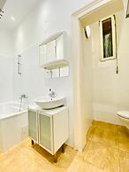 Bright 2BR Apartment Near Westbahnhof