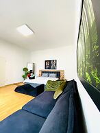 Bright 2BR Apartment Near Westbahnhof
