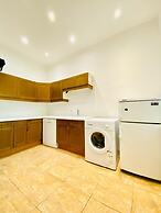 Bright 2BR Apartment Near Westbahnhof