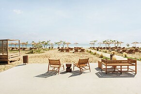 Ekati Mare Lifestyle Resort