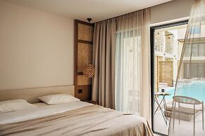 Ekati Mare Lifestyle Resort
