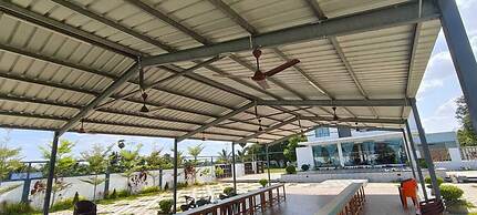 Joy Vista Resort