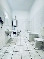 Affordable Apt Near Stadthalle