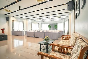 The Galla Hotel