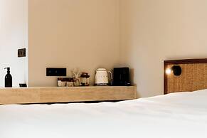Alfred Hotel & Gastro Bar