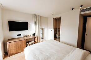 Alfred Hotel & Gastro Bar