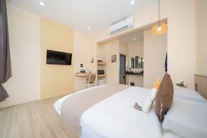 Amaleena Pool Access, Phuket