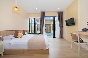 Amaleena Pool Access, Phuket