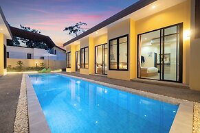 Amaleena Pool Access, Phuket