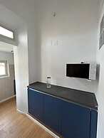 Manzoni Blue House by Ghor