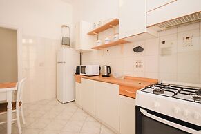 Rome Flat 42 by Ghor