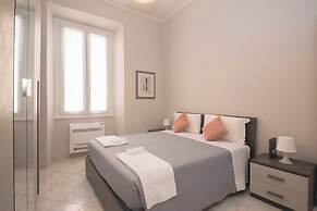 Rome Flat 42 by Ghor