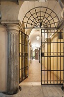 Elegant Apartment Minelli Navona by Ghor