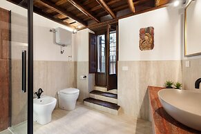 Domus Minelli Navona by Ghor