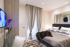 Colonna 18 Apartment by Ghor