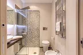 Colonna 18 Apartment by Ghor