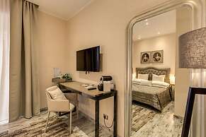 Colonna 18 Apartment by Ghor