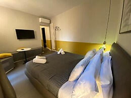 Cavour Urban Rooms - by Ghor