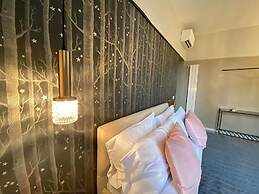 Cavour Urban Rooms - by Ghor