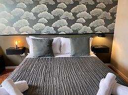 Cavour Urban Rooms - by Ghor