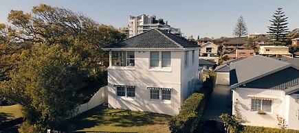 Beachside 2-bed Home in Brighton-le-sand