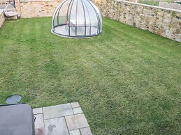 The Robins Nest