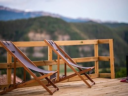 Mountain-view Eco-friendly Cottage