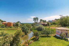 Pink House Socrates Corfu Beachside Studio