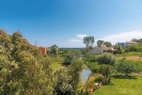 Pink House Socrates Kerkyra Beachside Studio