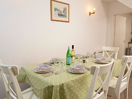 3 Moult Farm Cottages