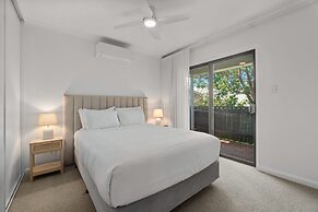 Stylish 2-bed Townhouse in Leafy Hyde Park