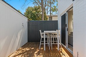 Stylish 2-bed Townhouse in Leafy Hyde Park