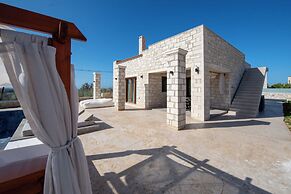 Villa Petradi With Private Pool