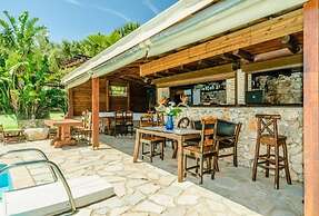 Villa Poseidon Executive Suite