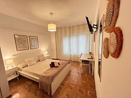 Rooms Rey junto a Plaza España
