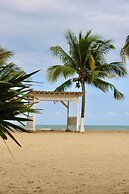 Sunshine Cabanas At Ocean View