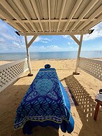 Sunshine Cabanas At Ocean View