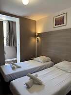 PARIS ROOMS & DREAMS HOTEL