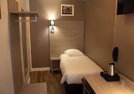 PARIS ROOMS & DREAMS HOTEL