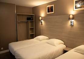 PARIS ROOMS & DREAMS HOTEL