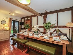 Upper Home Farm