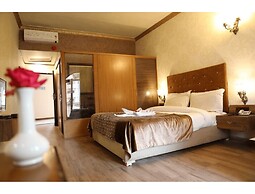 Swiss Traffalgaar Luxury Hotels