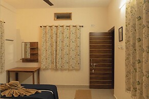 Lagoon Stays Gokarna