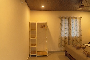 Lagoon Stays Gokarna