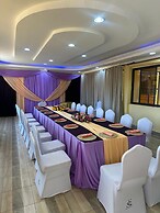 Keriwest Hotel