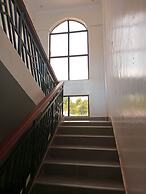 Keriwest Hotel