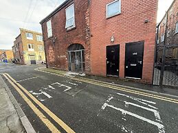 Modern 2 Bed Flat - Ideal for Families