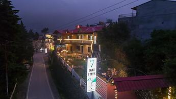 7 Lake Stays Sattal