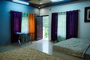 7 Lake Stays Sattal